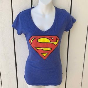 DC Comics superman v-neck shirt Size XS